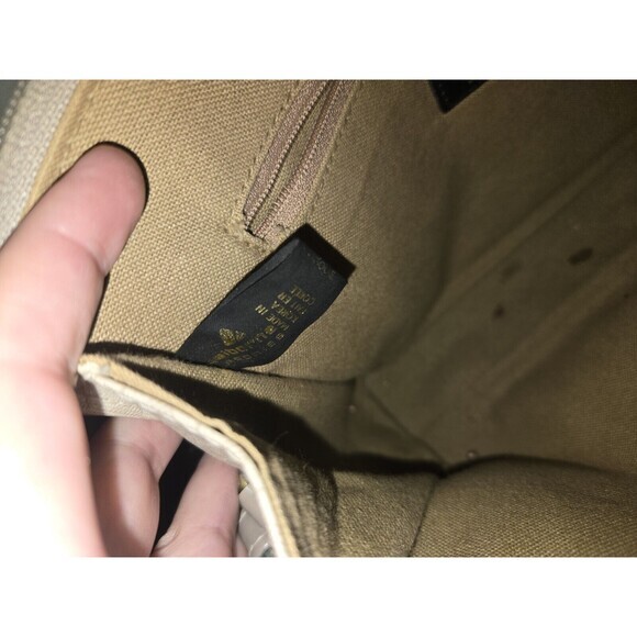 1984 Liz Claiborne Accessories Vinyl & Leather Signature Pyramid Crossbody‎ - Picture 8 of 15